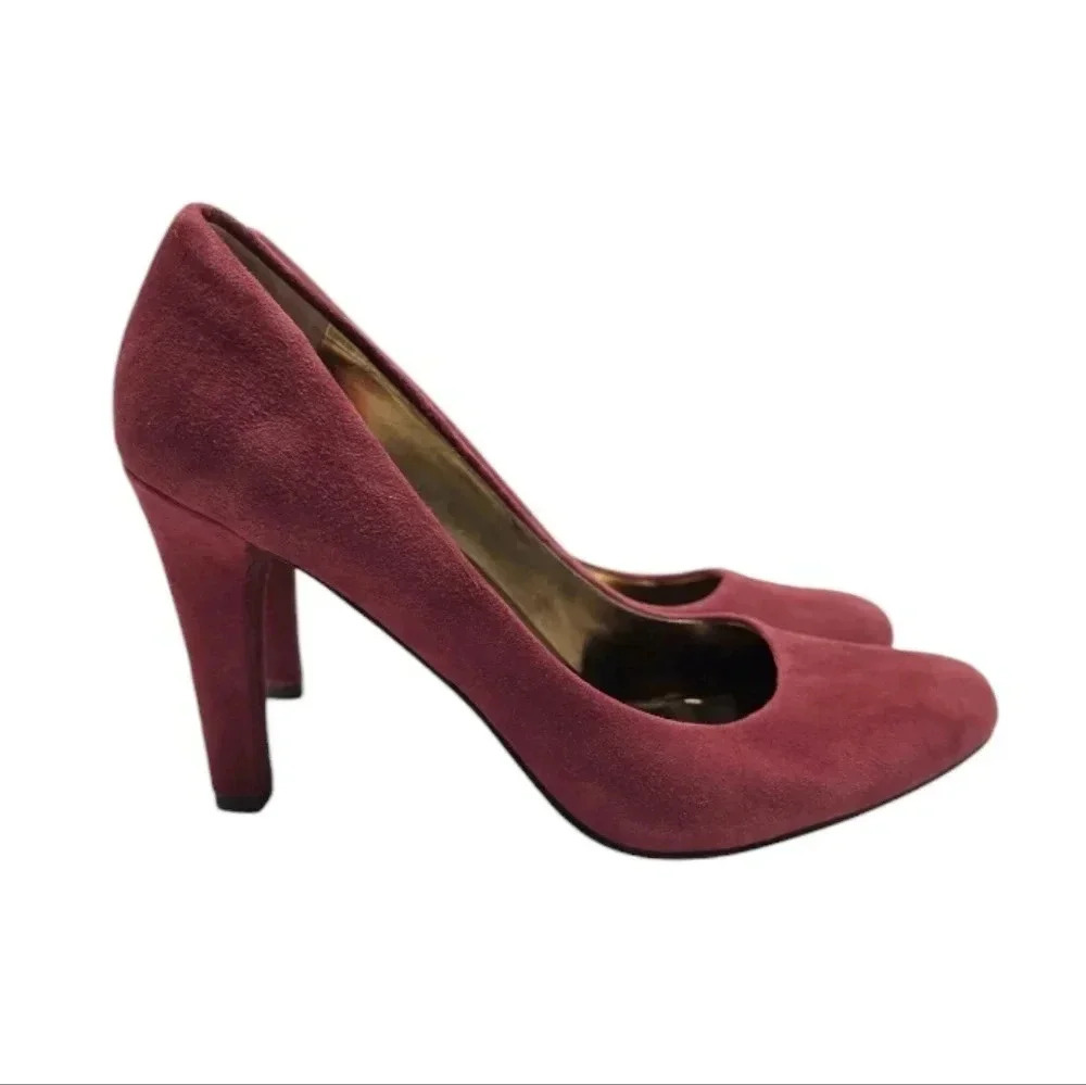 {Lauren Ralph Lauren} Women's Zamora Suede Heels - Size 9.5